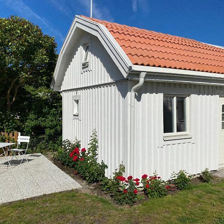 Attefallshus Pa Aengoe I Kalmar Eksteriør bilde